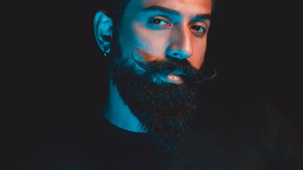 How To Keep Your Beard Black
